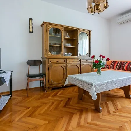 Apartments Mirena Crikvenica Exterior photo