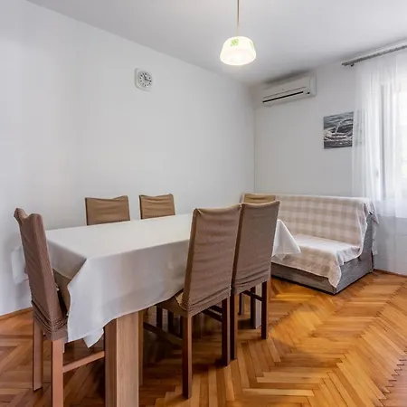 Apartments Mirena Crikvenica Exterior photo