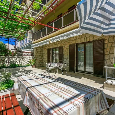 Apartments Mirena Crikvenica Exterior photo