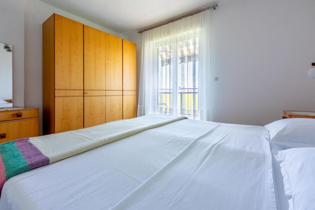 Mirena Apartment
