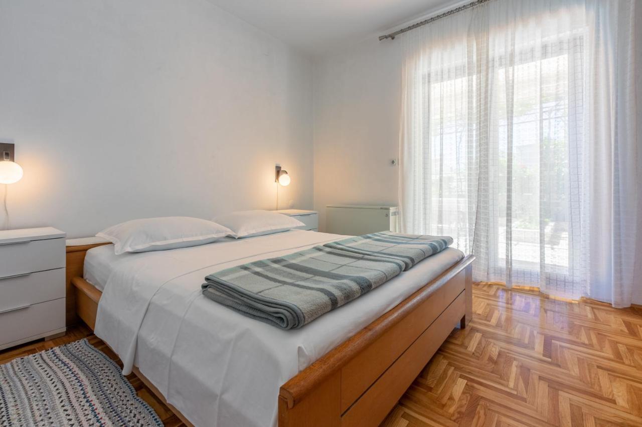 Mirena Apartment *