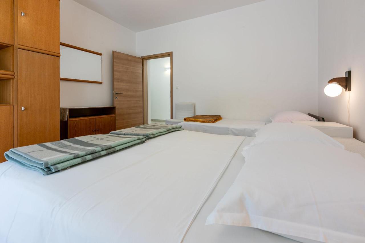 Apartment Mirena *